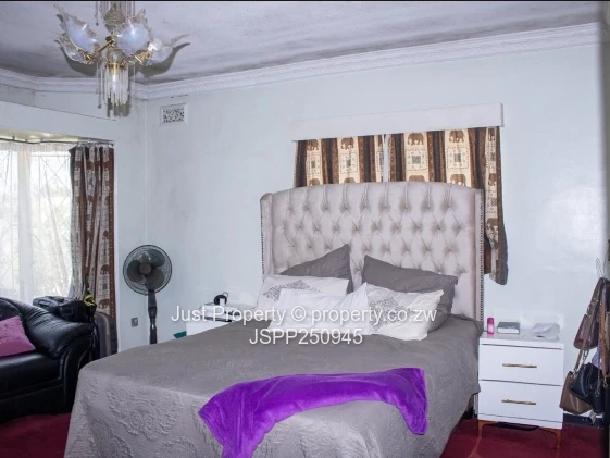 Zimre Park 4 Beds: Odzi Road: Rent