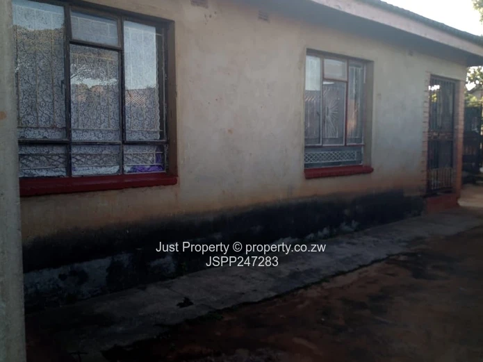 6-Bed Marondera Cheritombo (Sole Mandate)
