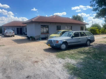 Farm & Agricultural Land