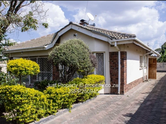 Zimre Park 4 Beds: Odzi Road: Rent