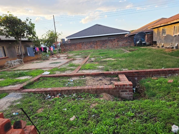 Stands & Residential Land