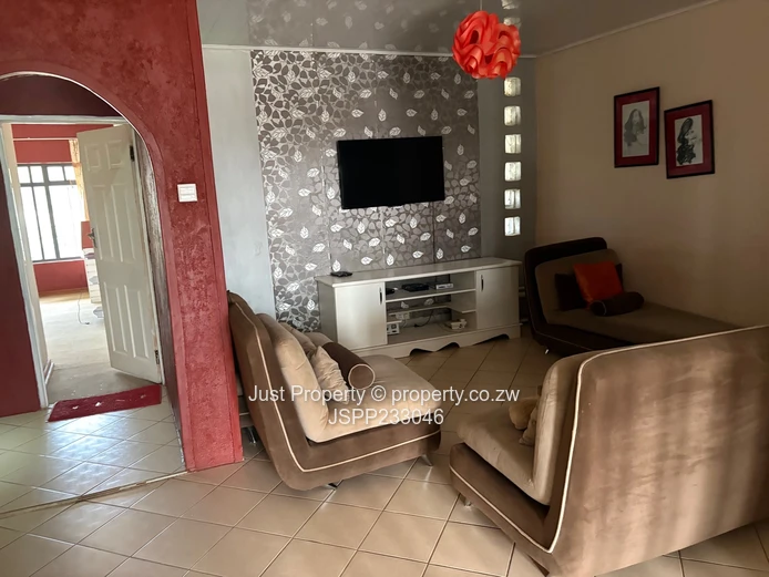 Modern 6 bedroom House