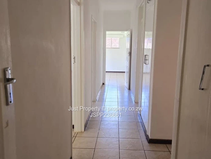 Eastlea House To Rent