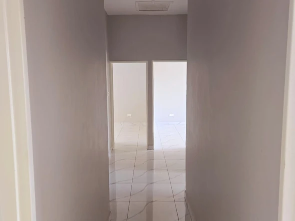 4 Bedroom Flat & Apartment