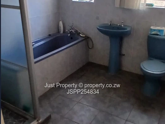 Beautiful 5 bed Mandara.. RENT