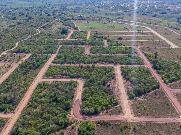 STANDS ON PROMOTION  in Chiedza Park, Harare - 300m² Plot