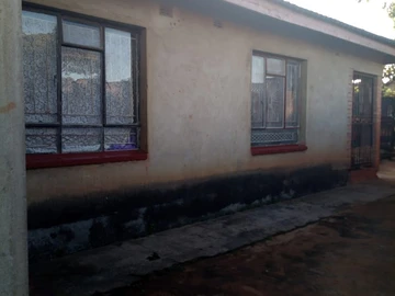 6 Bedroom House