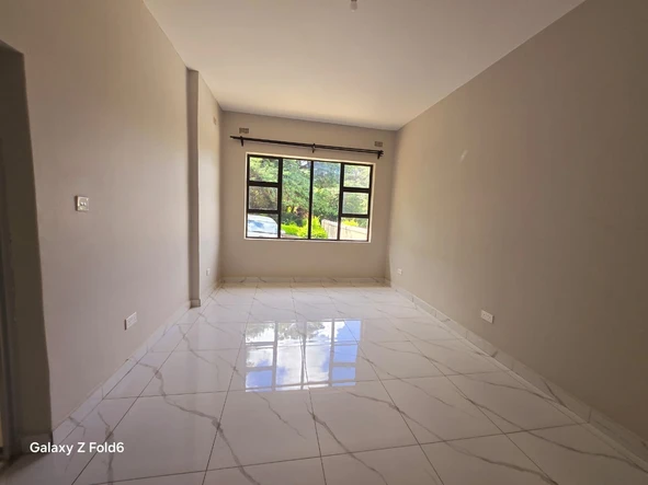 4 Bedroom Flat & Apartment