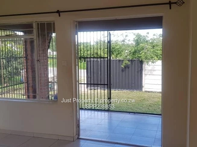 3-Bed Home with Main En-Suite, Garden & Carport - Marondera (Sole Mandate)