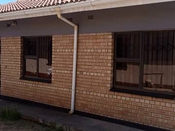 3 Bedroom Cottage