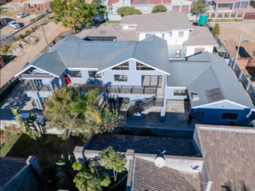 3 Bedroom Garden Flat