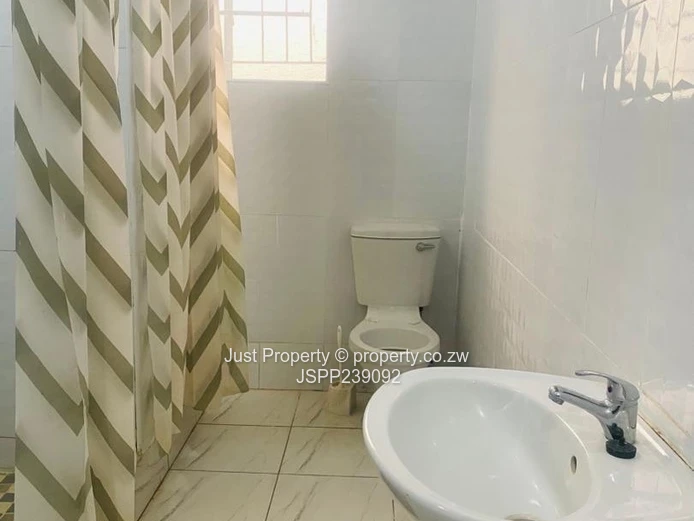 A boarding house available for sale in Gweru Town
