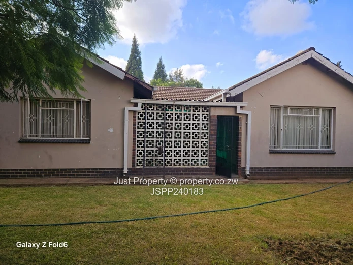 3 beds house for sale in Cotswold Mabelreign (Sole Mandate)