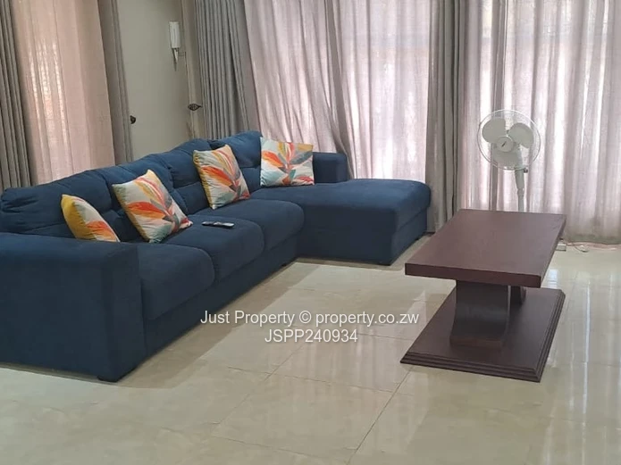 Beautiful 3bed house  Borrowdale : To Rent