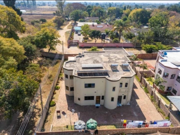 6 Bedroom Flat & Apartment