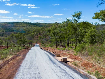 Farm & Agricultural Land