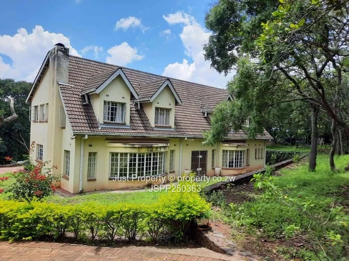 7-Bed Lake Chivero Estate: Your Private Woodland Sanctuary