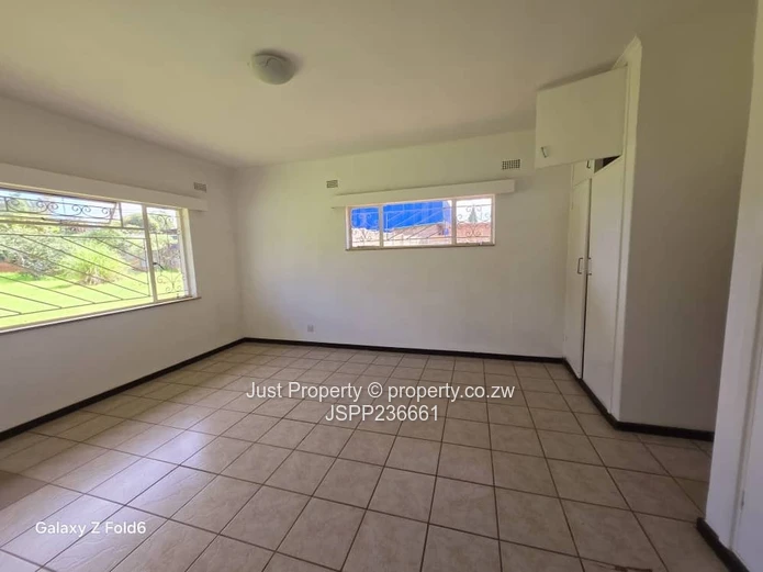 Eastlea House To Rent