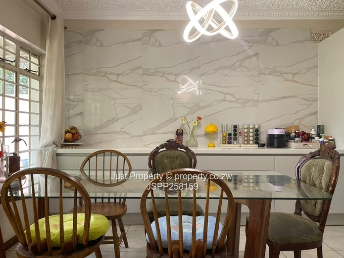 Upper Avenues modern garden flat diplomatic community 
