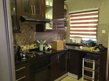 2 Bedroom Flat & Apartment