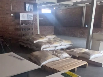 Warehouse & Factory
