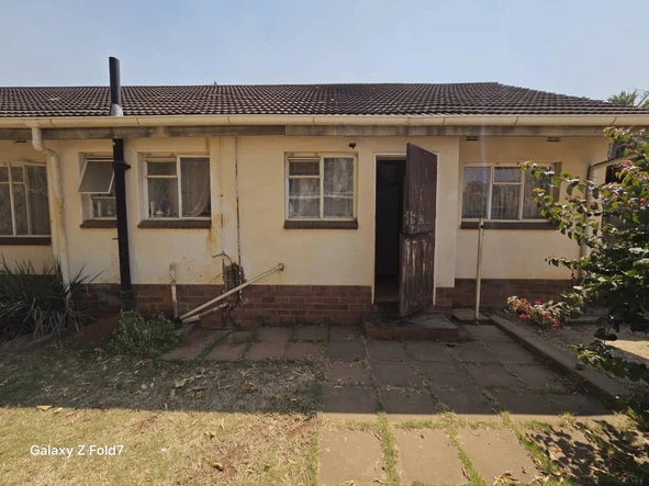 2 Bedroom Garden Flat