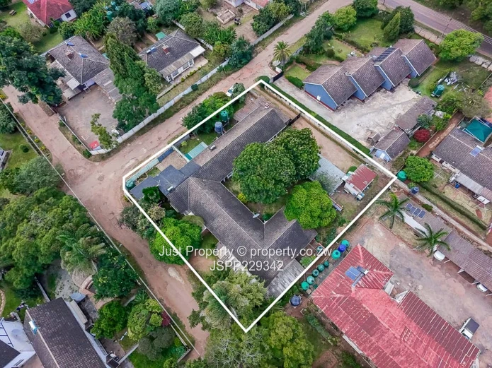 Avondale West: 2-Bed Garden Flat with Fitted Kitchen (Sole Mandate)