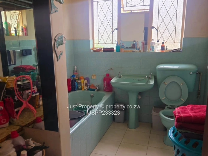 3 Bedroomed House for sale in Mandara