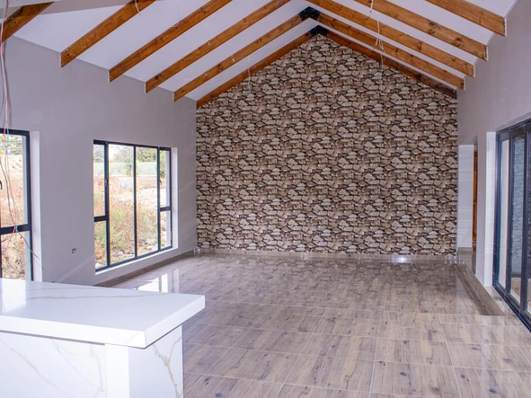 3 Bedroom Flat & Apartment