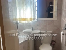 4 bedroom house Zimre Park: RENT 