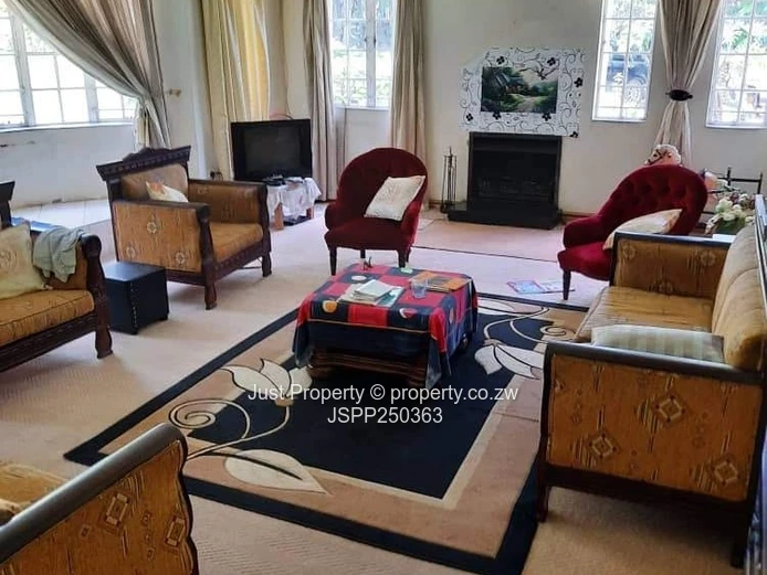 7-Bed Lake Chivero Estate: Your Private Woodland Sanctuary