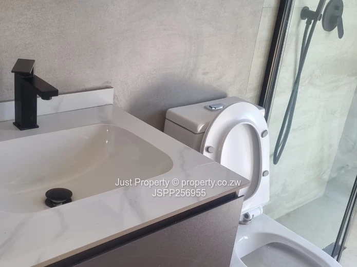 Newly Built Glen Lorne Flat For Sale