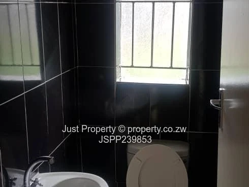 3-Bed Home with Main En-Suite, Garden & Carport - Marondera (Sole Mandate)