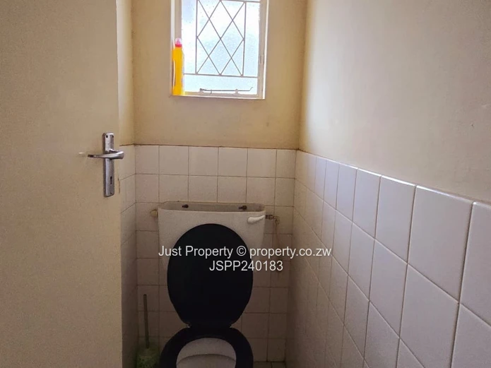 3 beds house for sale in Cotswold Mabelreign (Sole Mandate)