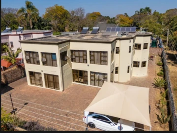 6 Bedroom Flat & Apartment