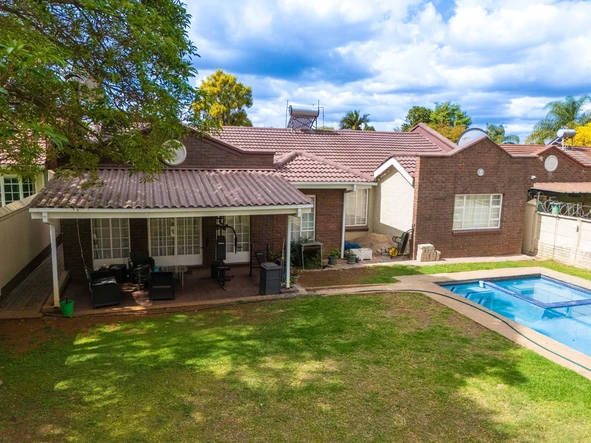 3 Bedroom Townhouse Complex