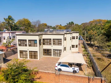 6 Bedroom Garden Flat