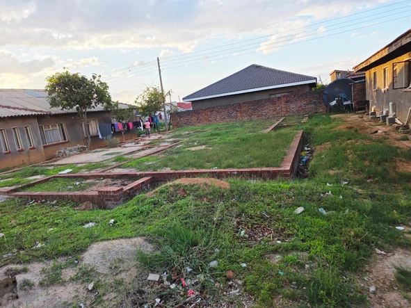 Stands & Residential Land