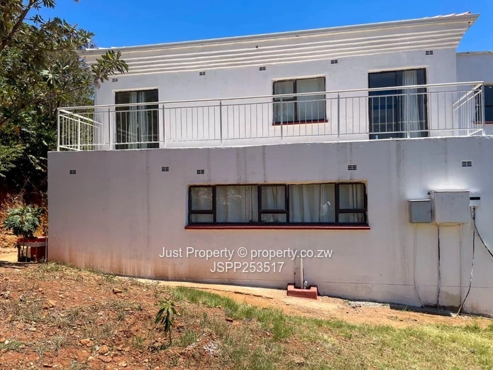 Grand 6-Bedroom Home on 4452 m², Borrowdale Brooke (Sole Mandate)