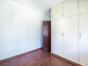 2 Bedroom Garden Flat