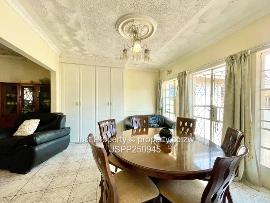 Zimre Park 4 Beds: Odzi Road: Rent