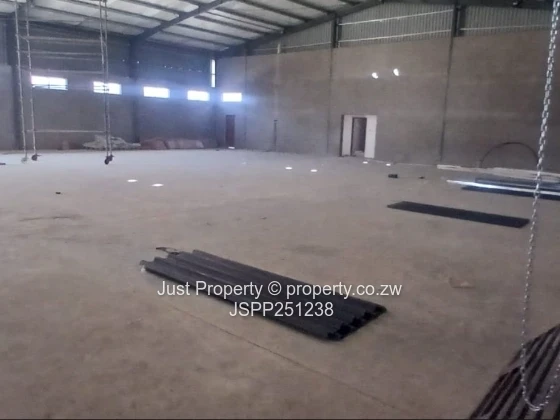 SUNWAY CITY WAREHOUISE(2 200 Sqm Under Roof): RENT