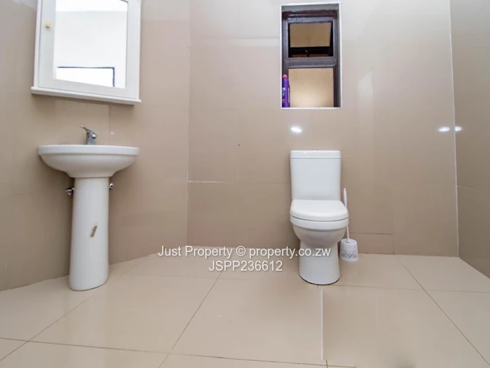 Investment Opportunity With Great Rental Returns 