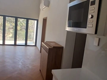 3 Bedroom Flat & Apartment