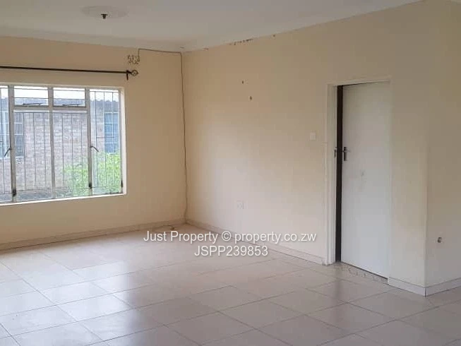 3-Bed Home with Main En-Suite, Garden & Carport - Marondera (Sole Mandate)