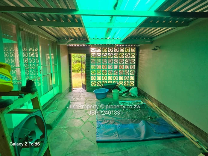 3 beds house for sale in Cotswold Mabelreign (Sole Mandate)