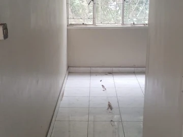 2 Bedroom Flat & Apartment