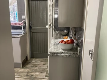 2 Bedroom Garden Flat