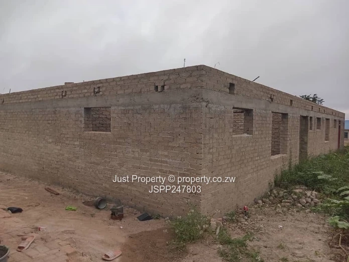 Partially Built 5-Bed Home on 875m² in Chivhu