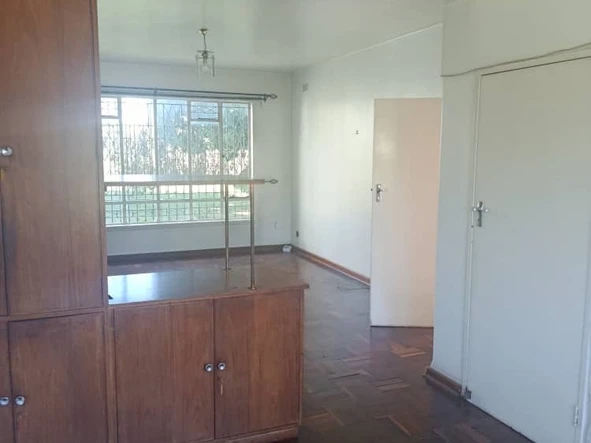 3 Bedroom Flat & Apartment
